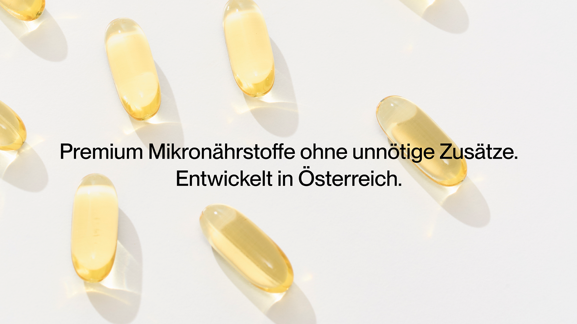 Omega-3-Kapseln als Symbol für hochwertige Mikronährstoffe von nicapur®, ohne unnötige Zusatzstoffe